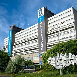 Hotel Danubius Arena, Budapeste
